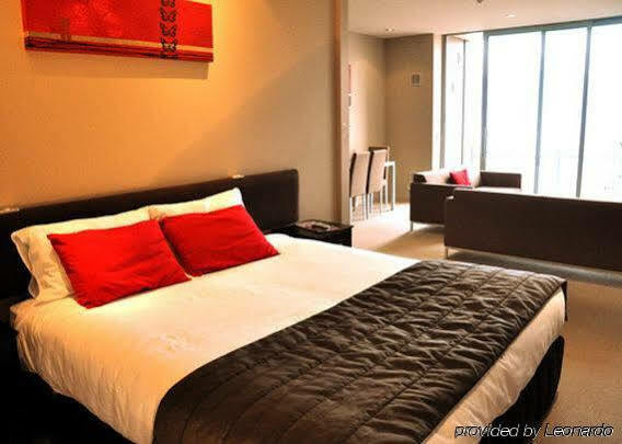 Highview 4*